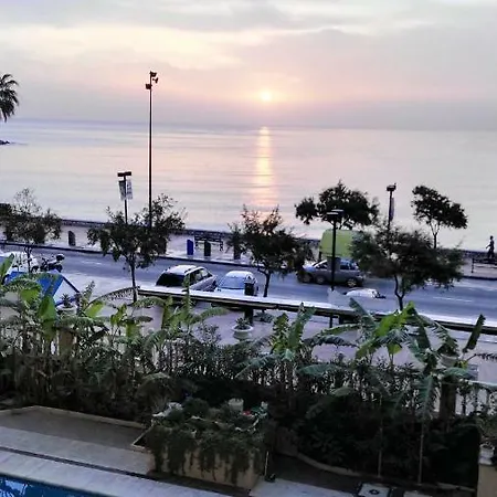 Perla 2 Paseo Marítimo *