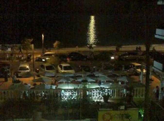 Perla 2 Paseo Maritimo *