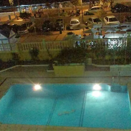 Perla 2 Paseo Maritimo Daire *